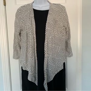 NIC + ZOE Women’s 4-Way Convertible Ivory and Black Lightweight Layer MP